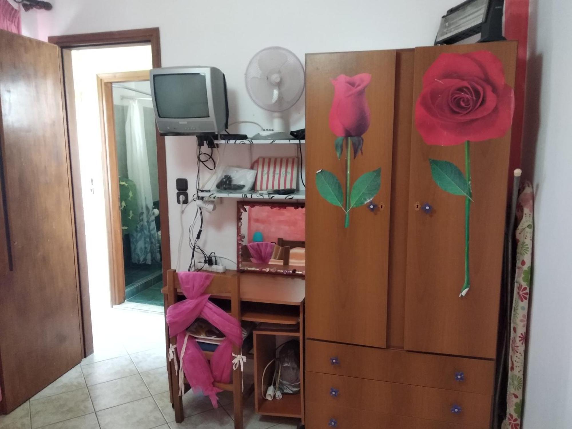 Apartmán Simple And Special Ermupoli Exteriér fotografie